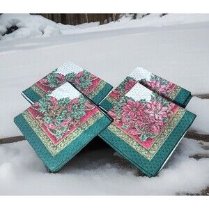 Christmas Cloth Napkins Poinsettia Holly Berry Red Green White Set  4 Vintage